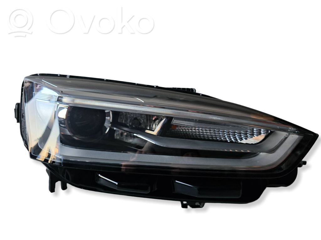 Audi A5 Phare frontale 