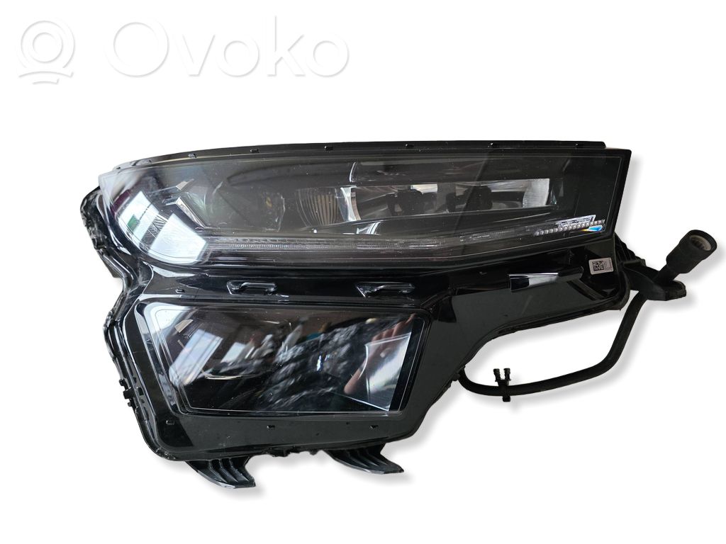 Skoda Kodiaq Lampa przednia 