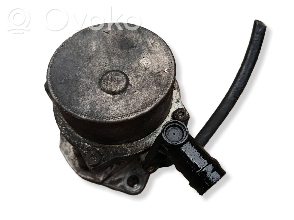 Vacuum pump