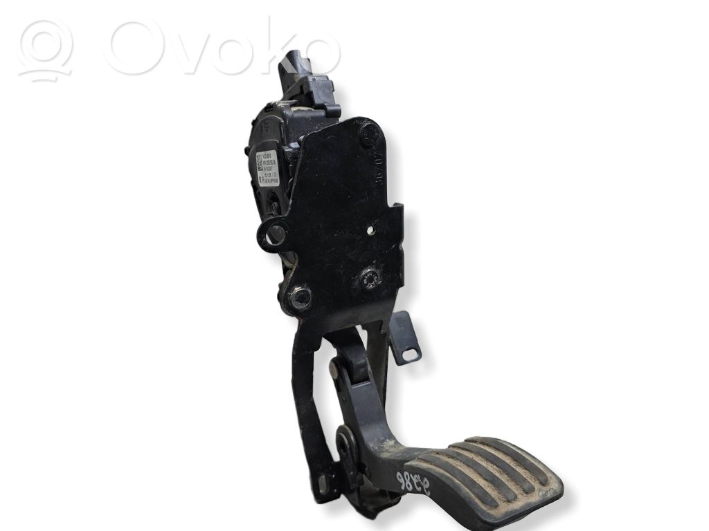 Accelerator throttle pedal   1400838880,24102007,6PV00908308