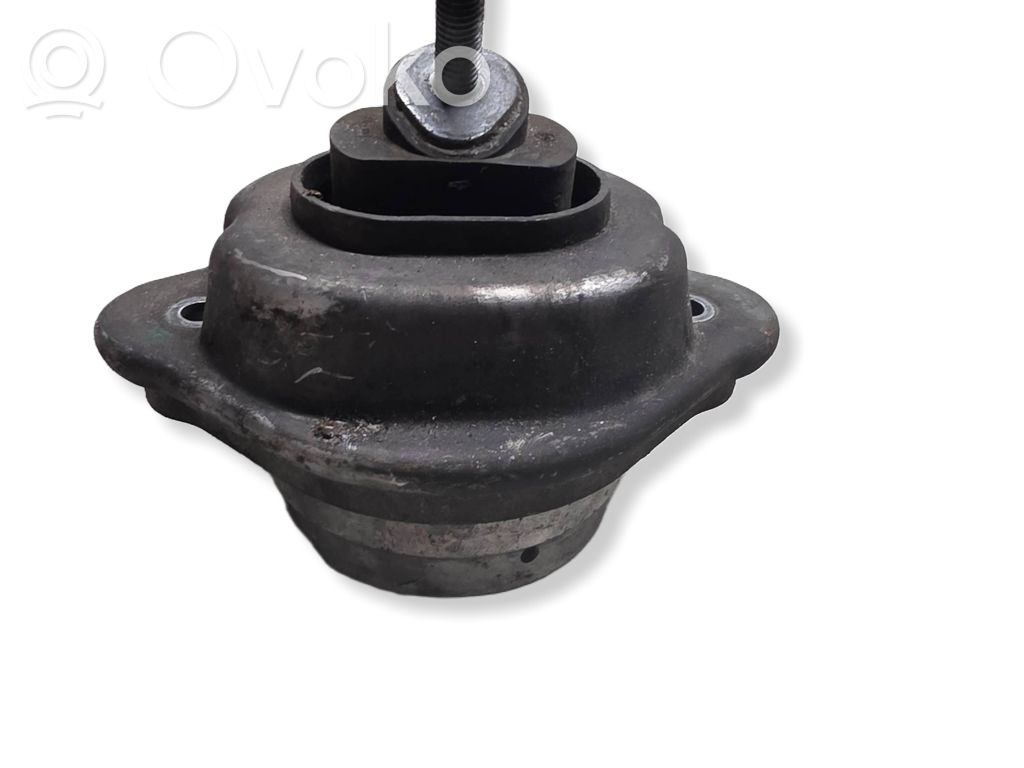 BMW X5 E53 Engine mount bracket 
