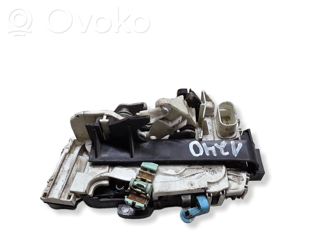 Dodge Caliber Front door lock 