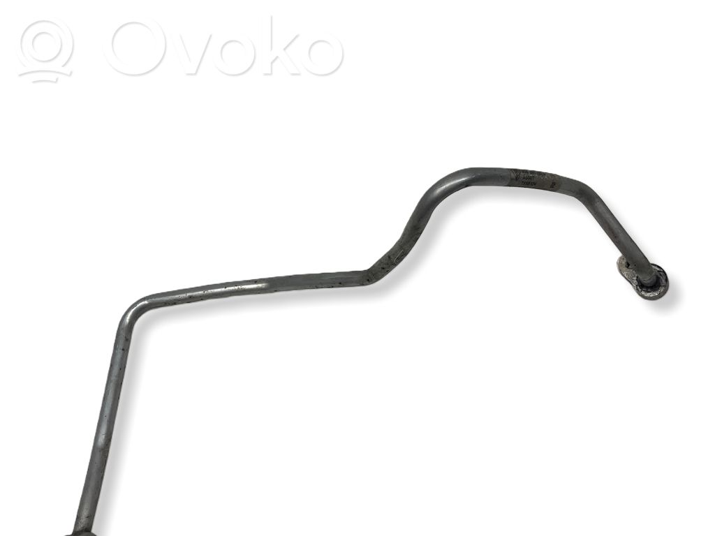 Porsche Macan (95B) Ilmastointilaitteen putki (A/C) 