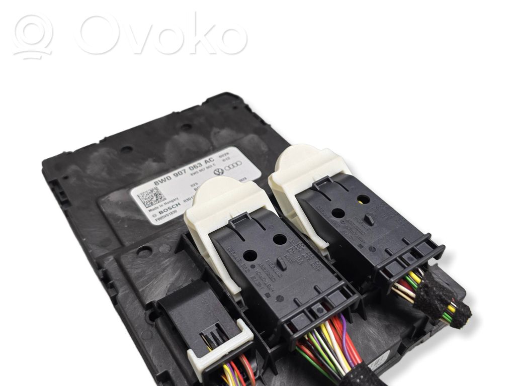 Audi A4 S4 B9 Mukavuusmoduuli 