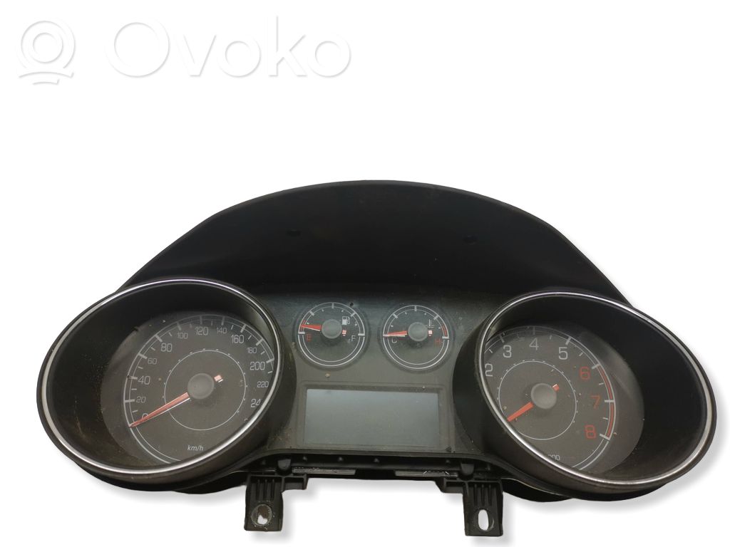 Fiat Bravo Spidometrs (instrumentu panelī) 