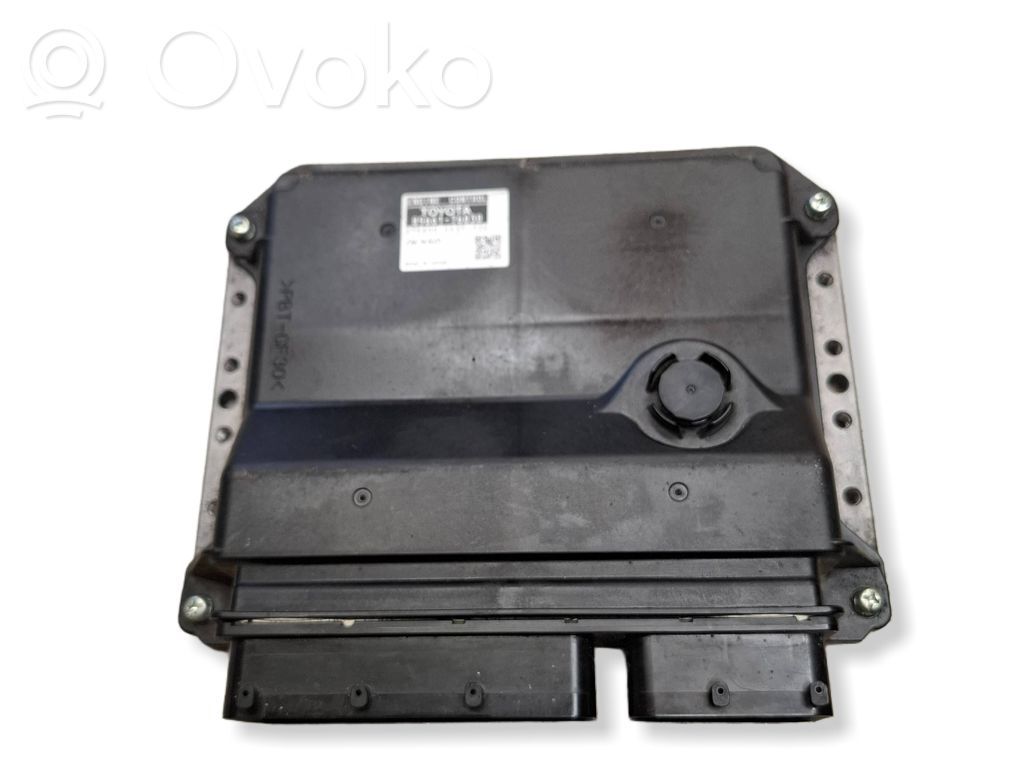 Lexus CT 200H Engine control unit/module 