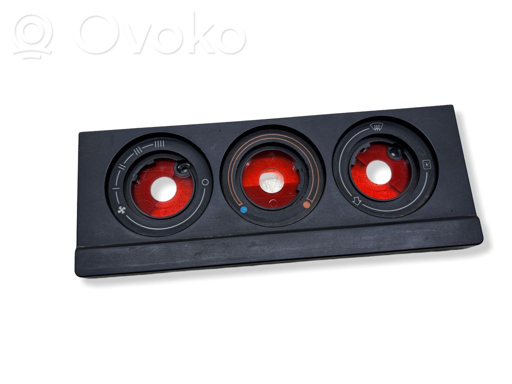 Audi 80 90 B3 Climate control unit 