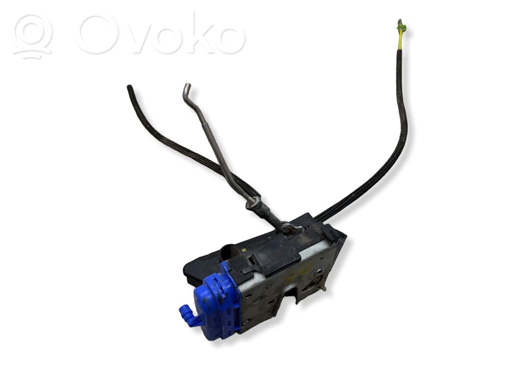 Audi A4 S4 B5 8D Takaoven lukko 