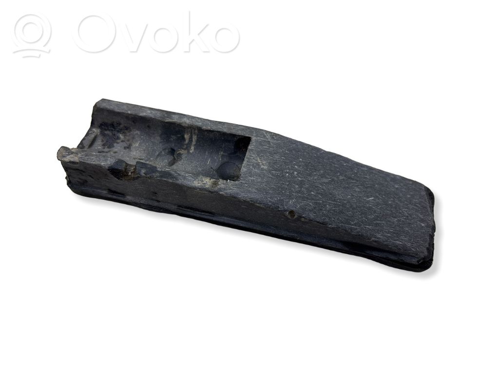 Audi A6 S6 C6 4F Steckdose 