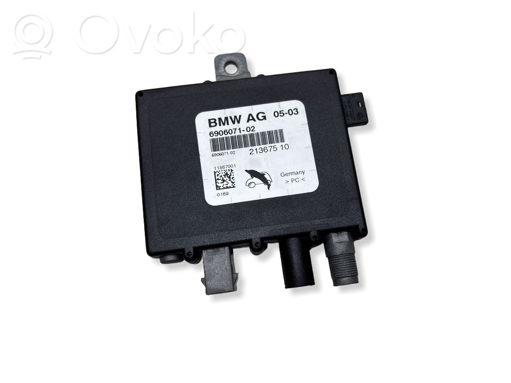 BMW 3 E46 Antenos stiprintuvas 