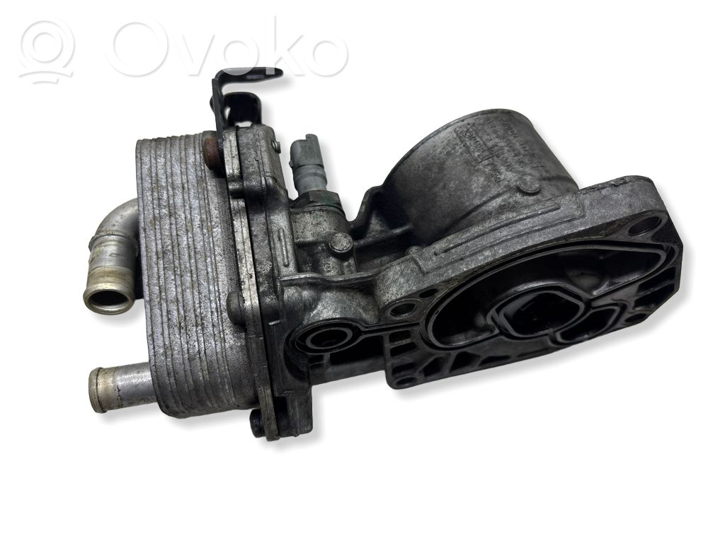 Ford S-MAX Oil filter mounting bracket 