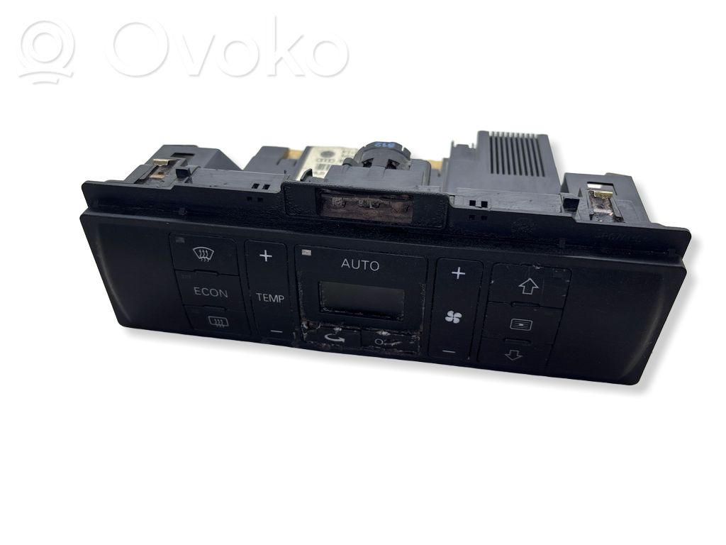 Audi A4 S4 B5 8D Climate control unit 