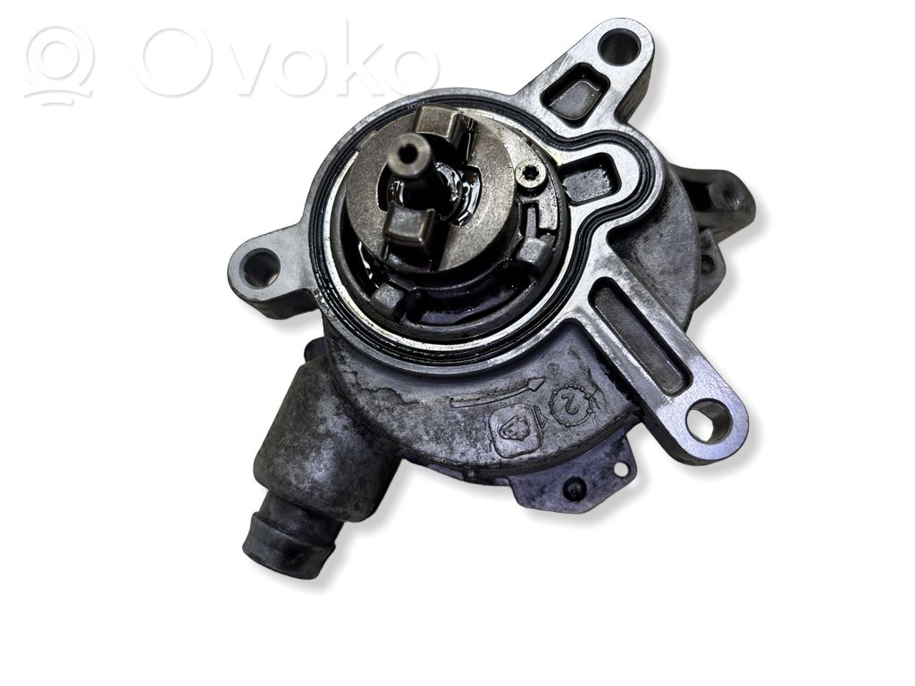 Volvo XC90 Vacuum pump 