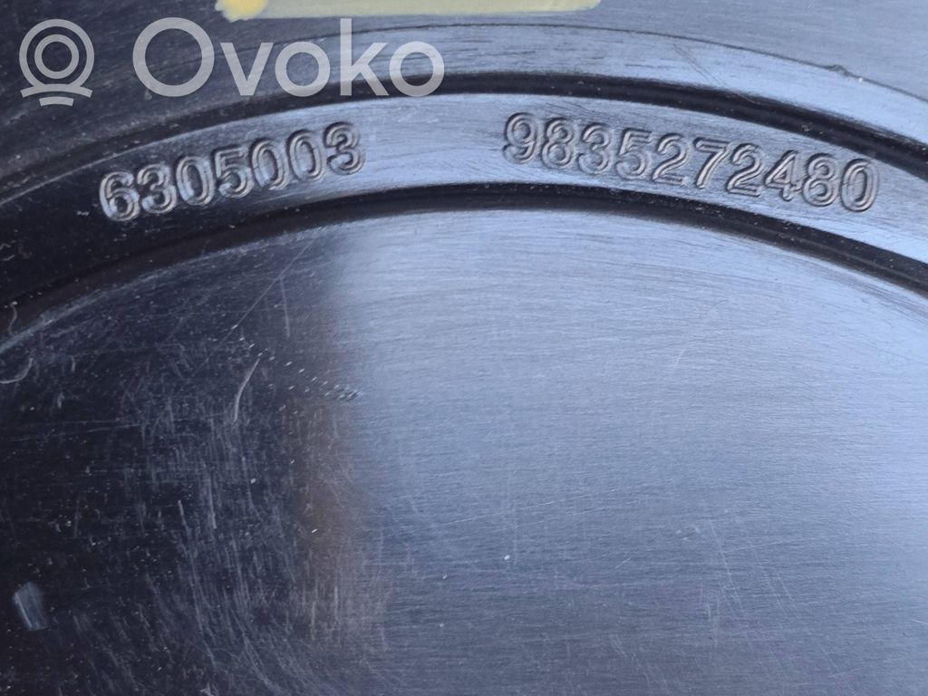 Opel Mokka B Etupuskurin ylempi jäähdytinsäleikkö 