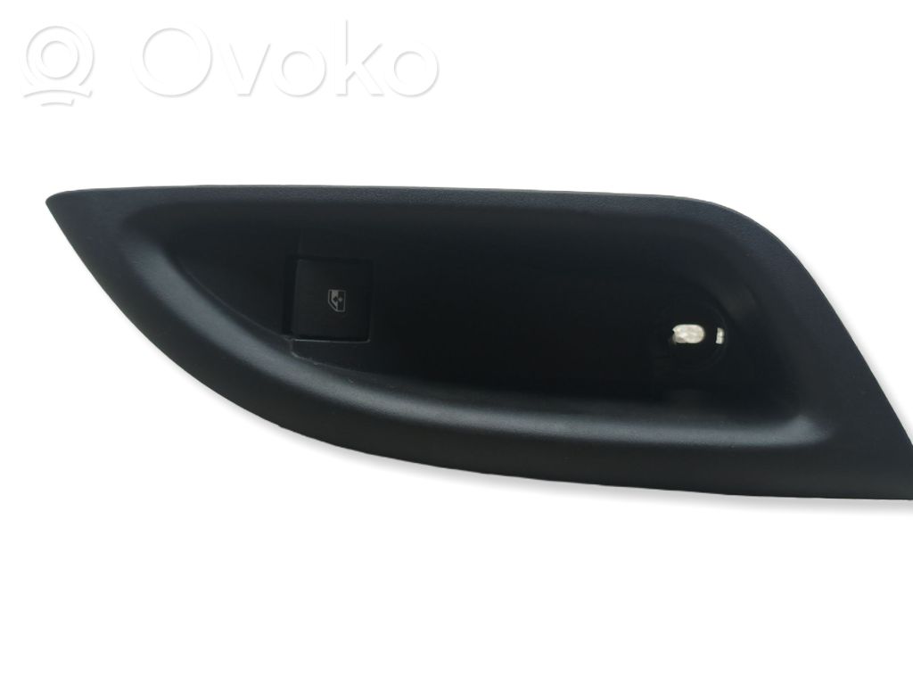 Opel Astra K Electric window control switch 
