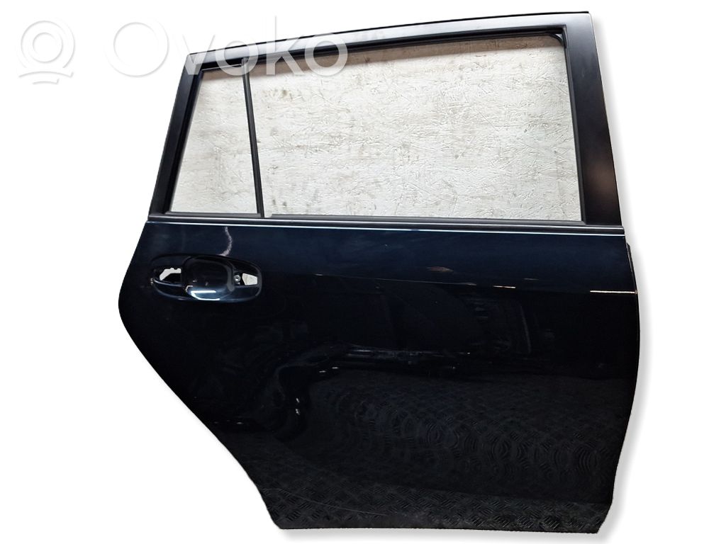 Toyota Verso Puerta trasera 