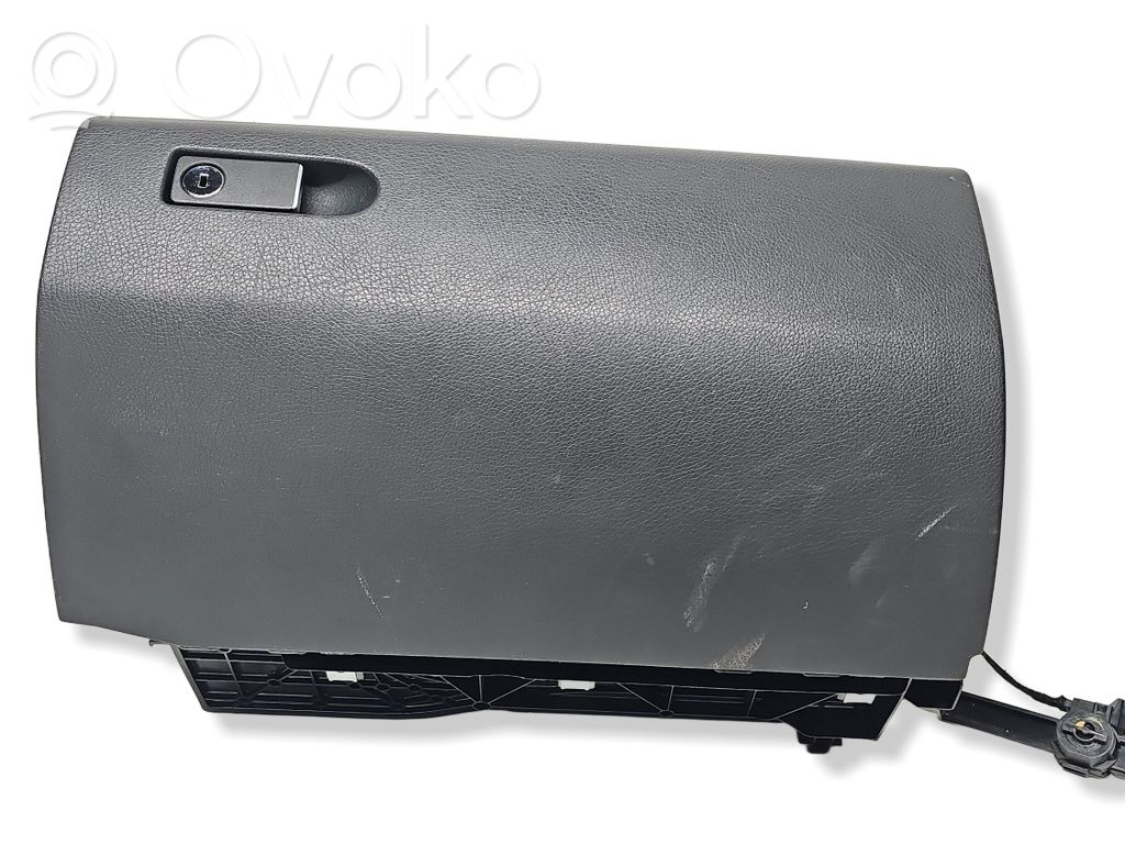 Guantera   A2126802491