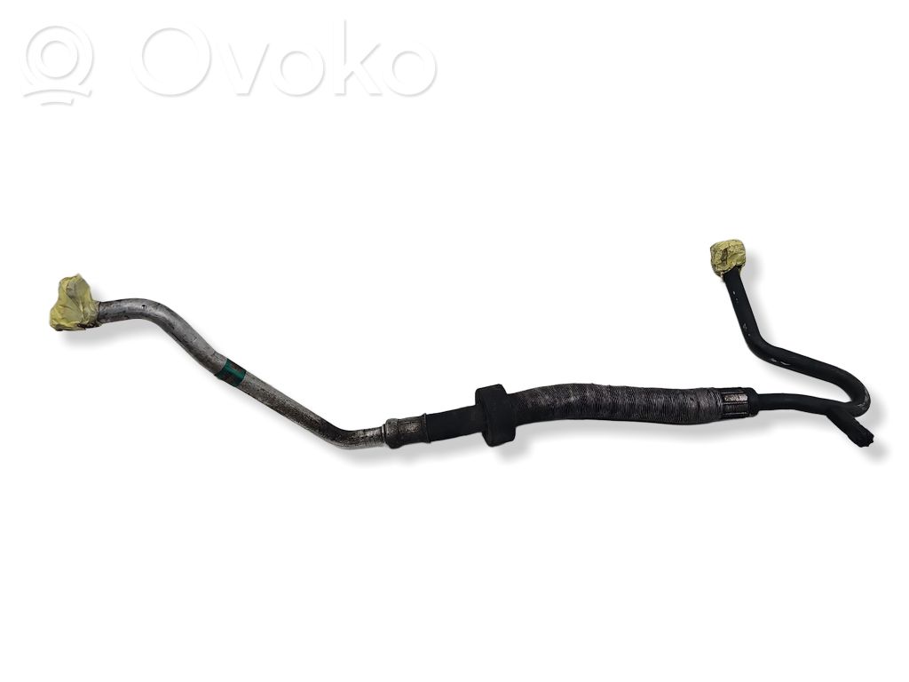 BMW 5 E39 Ilmastointilaitteen putki (A/C) 