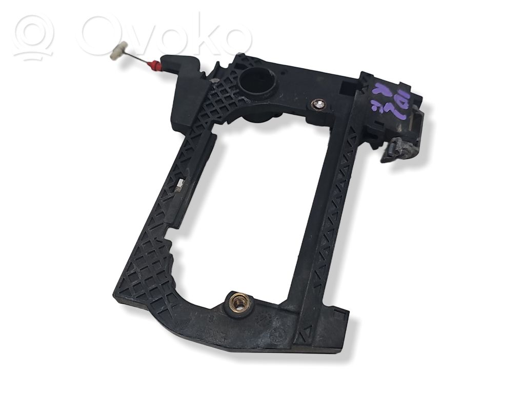 BMW 5 E39 Front door exterior handle/bracket 
