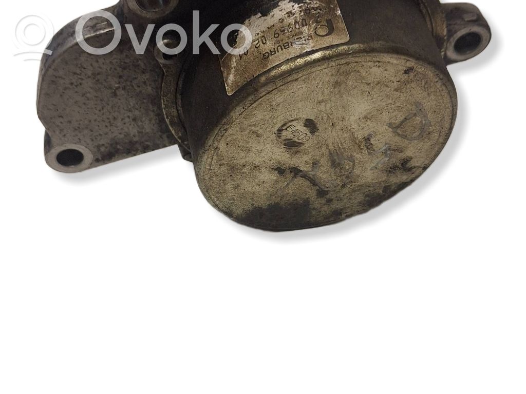 Opel Astra H Bomba de vacío 