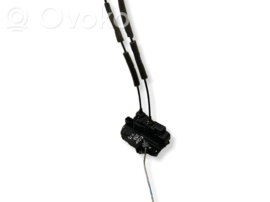 Chevrolet Captiva Front door lock 