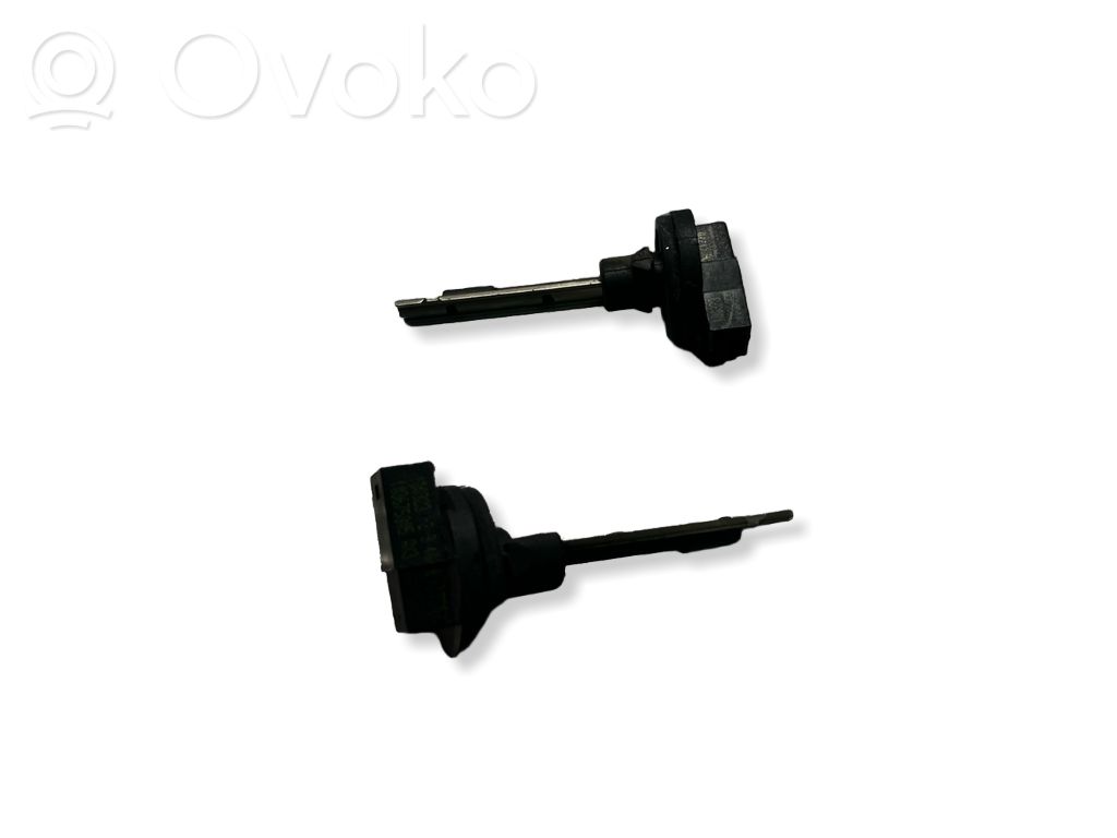 Interior temperature sensor   100323,103605571