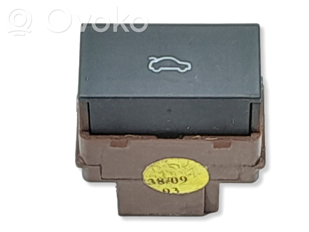 Tailgate opening switch   4F0959831