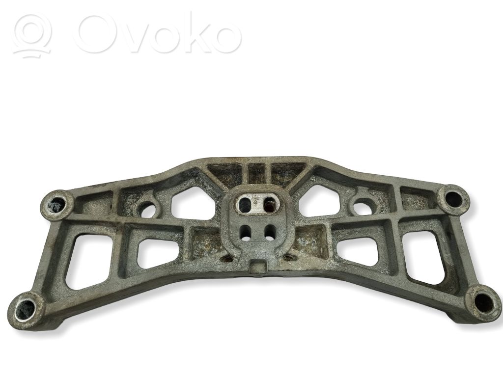 Dodge Challenger Gearbox mounting bracket 