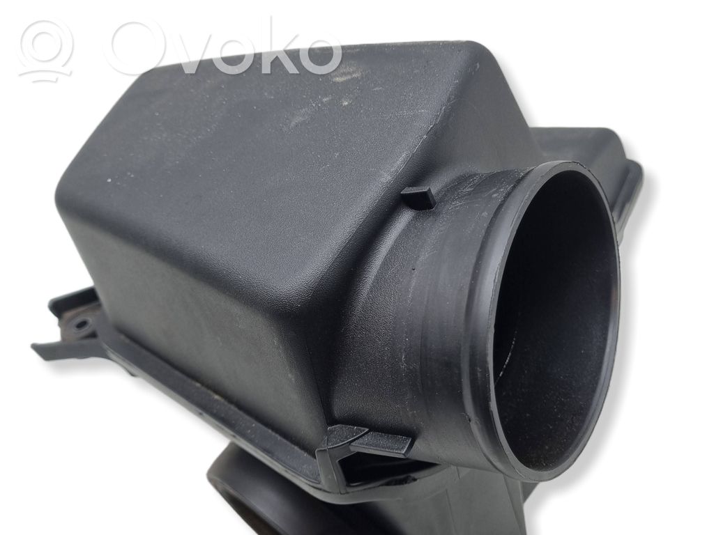 Chrysler Pacifica Intake resonator 