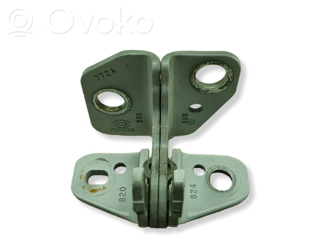 Chrysler Pacifica Front door lower hinge 