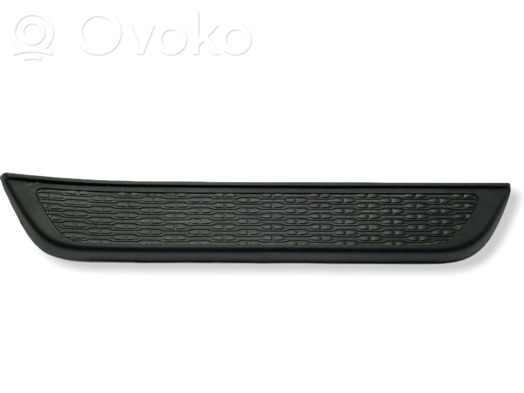 Jeep Grand Cherokee WL Side skirt rear trim 