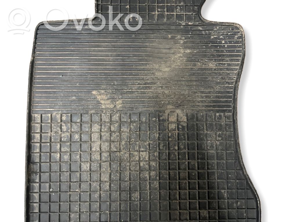 Tapis de sol avant   D2650D0,10002601