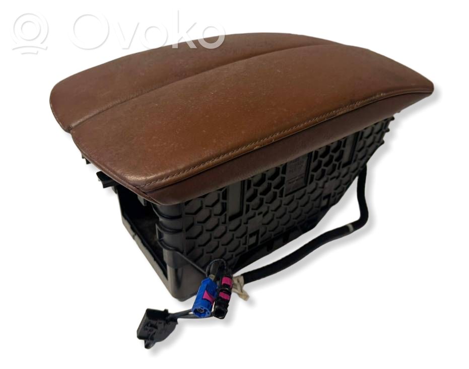 Armrest   0117661