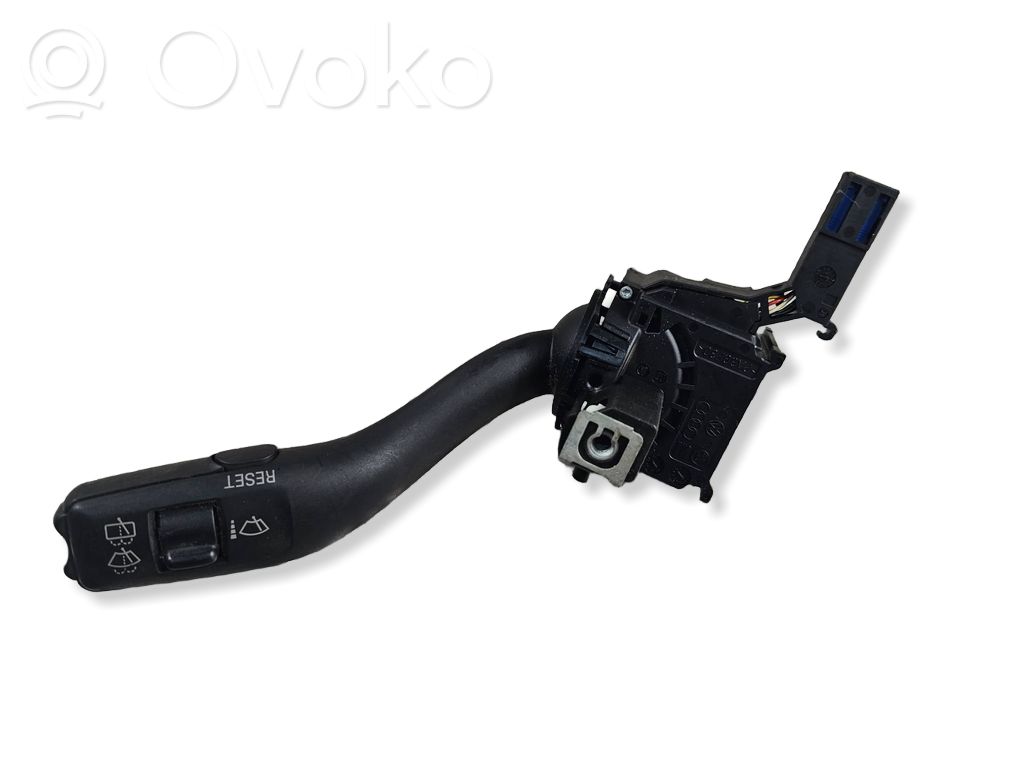 Audi A3 S3 A3 Sportback 8P Wiper control stalk 