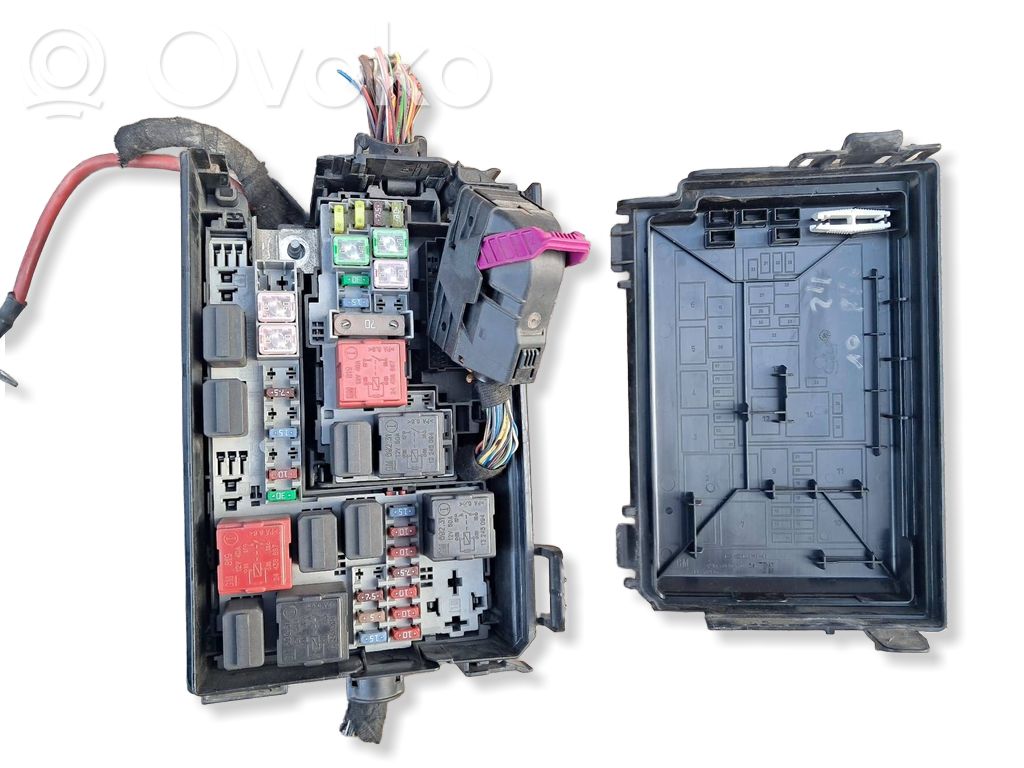 Opel Corsa D Fuse module 