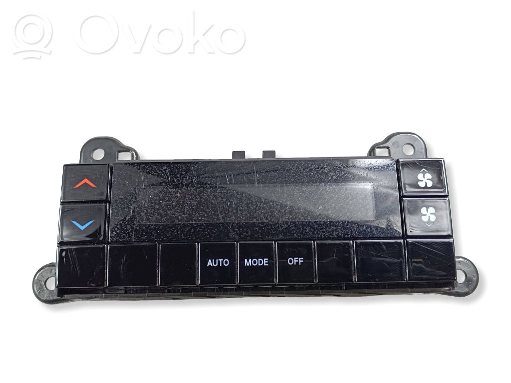 Jeep Grand Wagoneer Panel klimatyzacji 