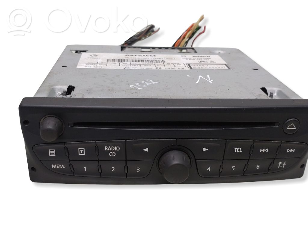 Opel Vivaro Unidad delantera de radio/CD/DVD/GPS 
