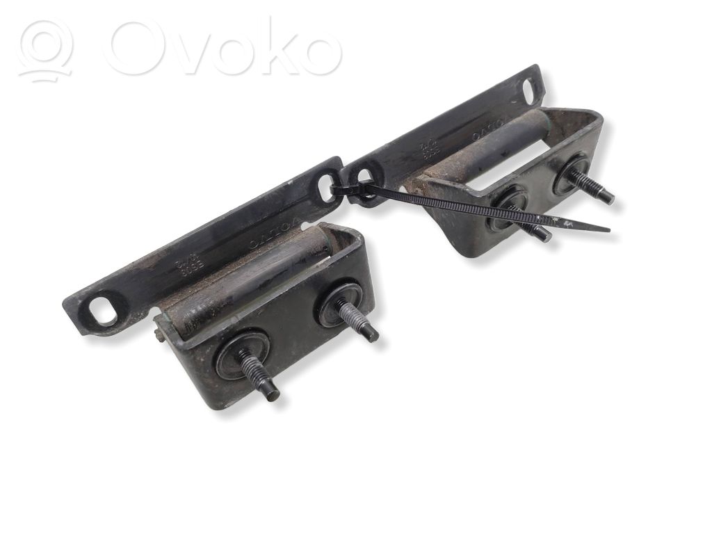 Loading door hinge set   9483797