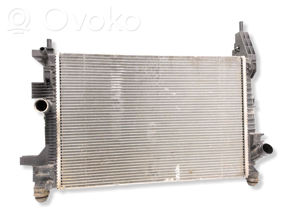 Aušinimo skysčio radiatorius   CC618005VA,CV618C342VA