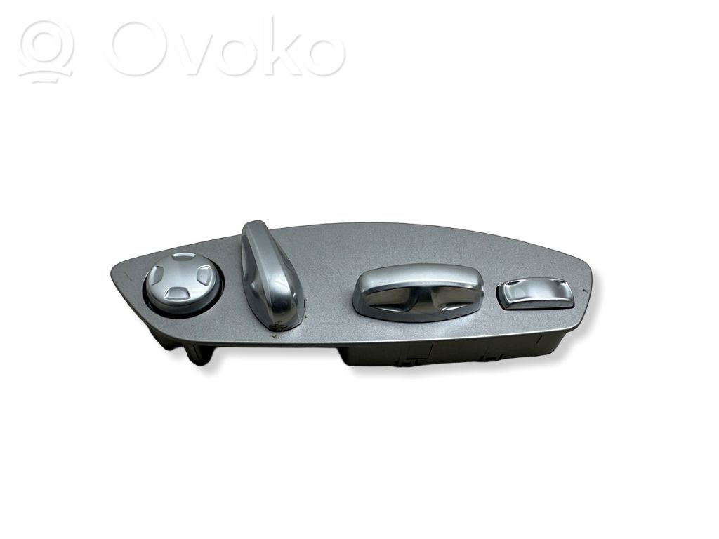 Seat control switch   7PP959748AA,10124737,SN90110153240181