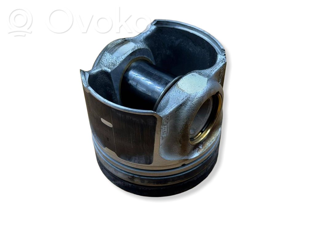 Piston   GK2Q6K100
