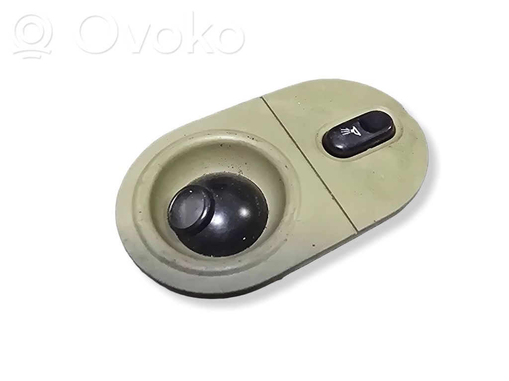 Renault Laguna I Światło fotela przedniego 