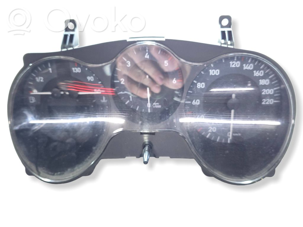 Seat Leon (1P) Speedometer (instrument cluster) 