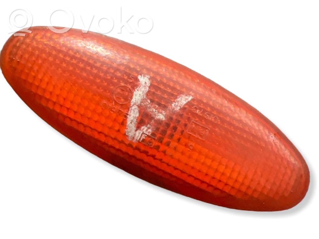 Ford Mondeo MK II Seitenblinker 