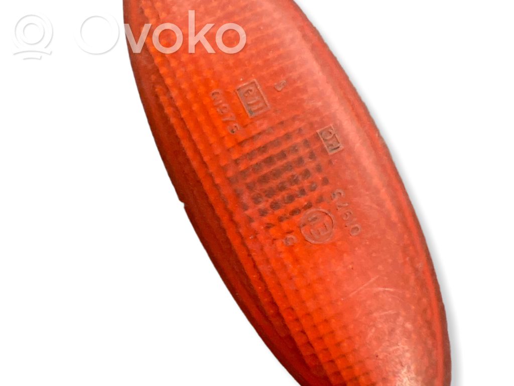 Ford Mondeo MK II Seitenblinker 