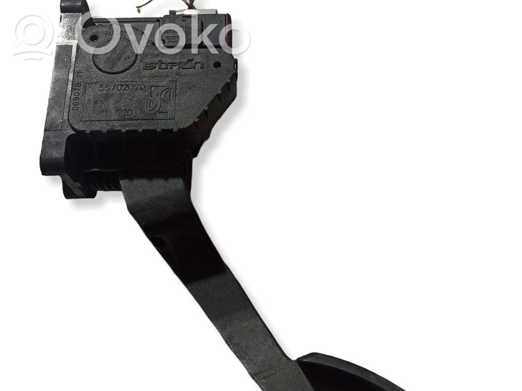 Opel Corsa B Accelerator throttle pedal 