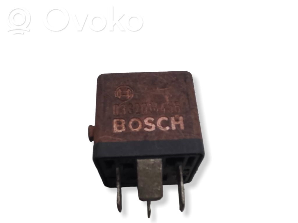 Audi A4 S4 B5 8D Other relay 