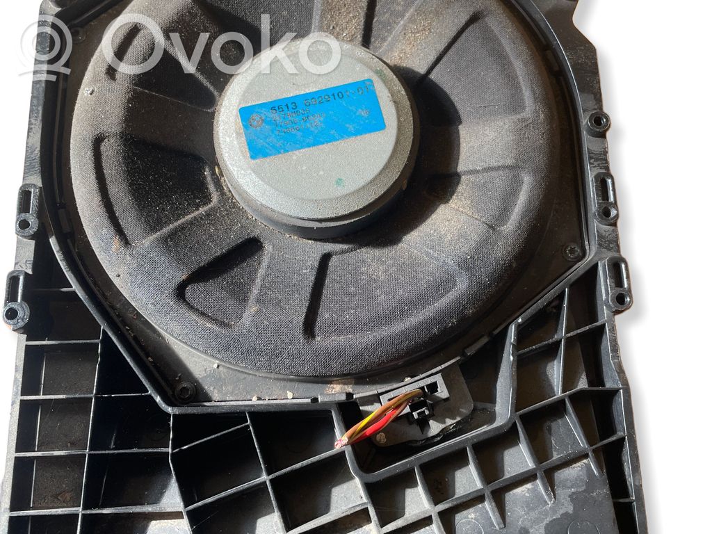 BMW 3 E90 E91 Enceinte subwoofer 