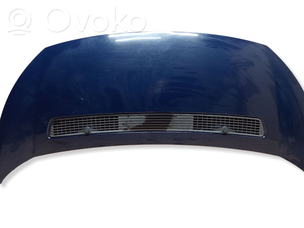 Engine bonnet/hood   KNP