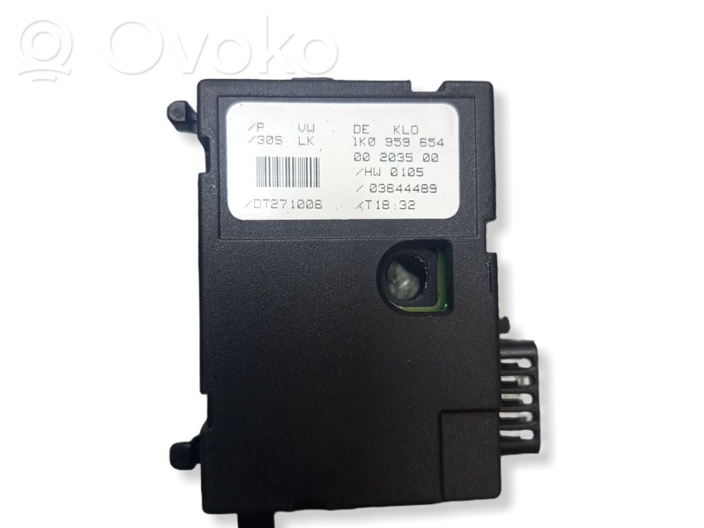 Audi A3 S3 8P Lenkwinkelsensor 